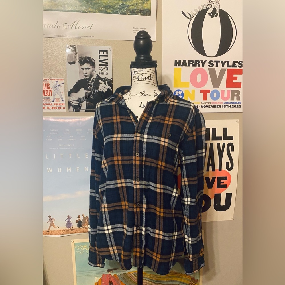 Fitted Navy Flannel